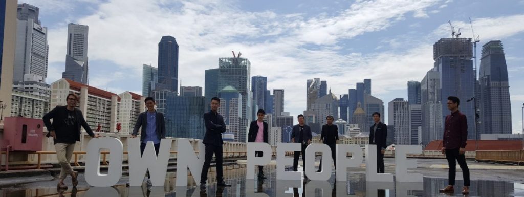Taking Props corporate_phototaking_props – 3D PROPS SINGAPORE